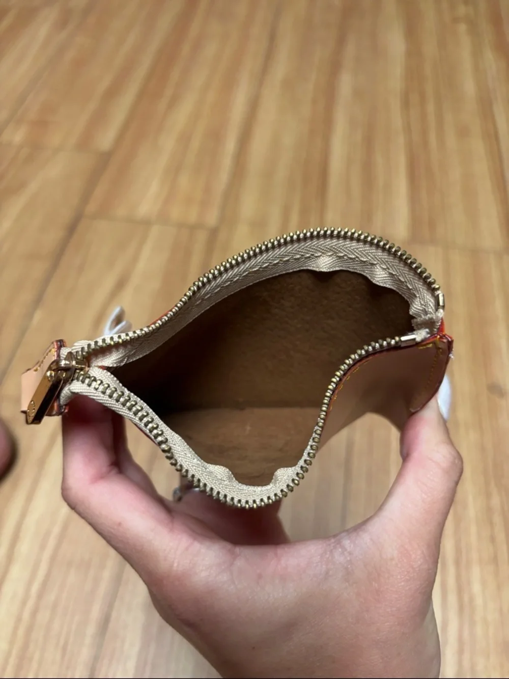 Louis Vuitton Interior Leather Key Pouch Holder Zipper 3.5